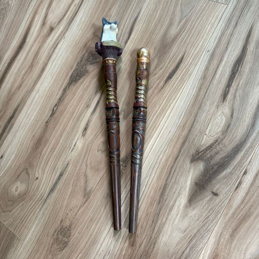 MagiQuest Great Wolf Lodge Interactive Magic Wand Wolf Head & Bronze Topper 2008